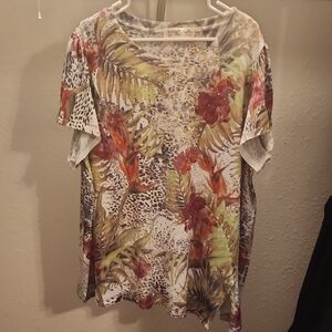 Terra & Sky Multicolor Tropical Print Short Sleeve Top
